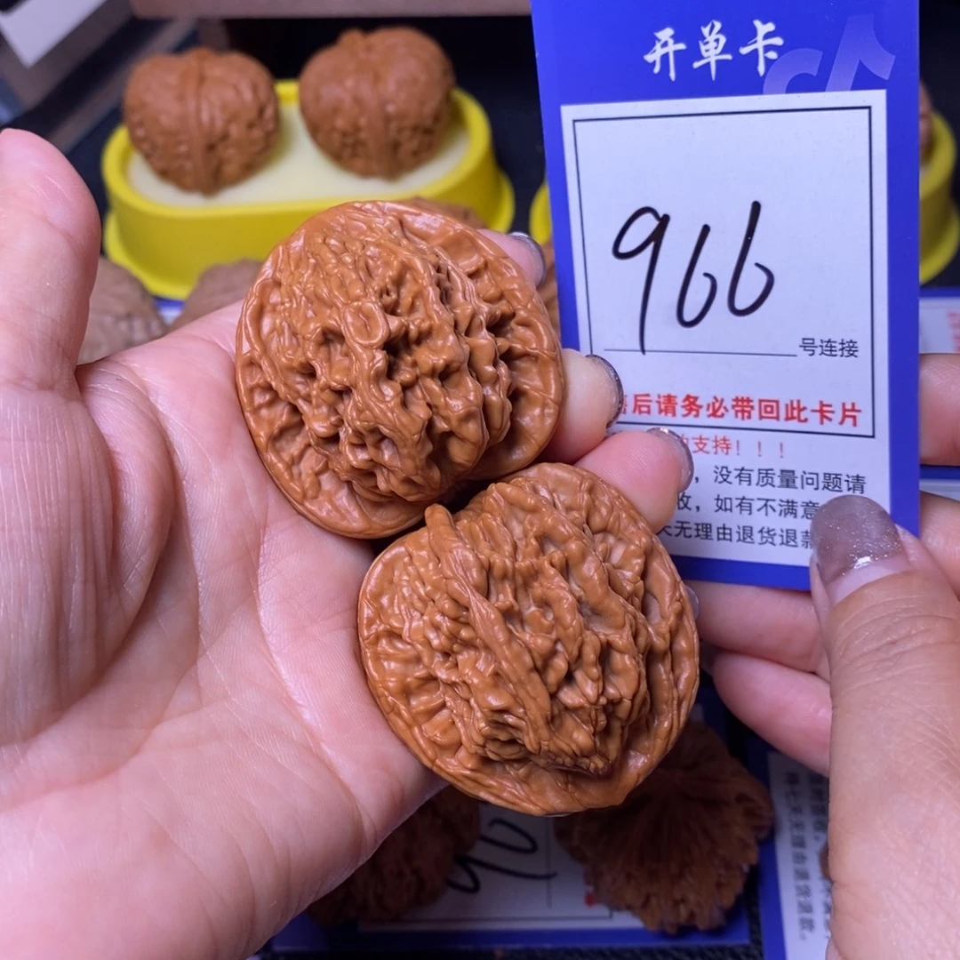 文玩核桃把件45虎头966