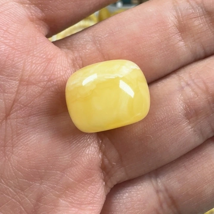 蜜蜡珠宝奇石未镶嵌