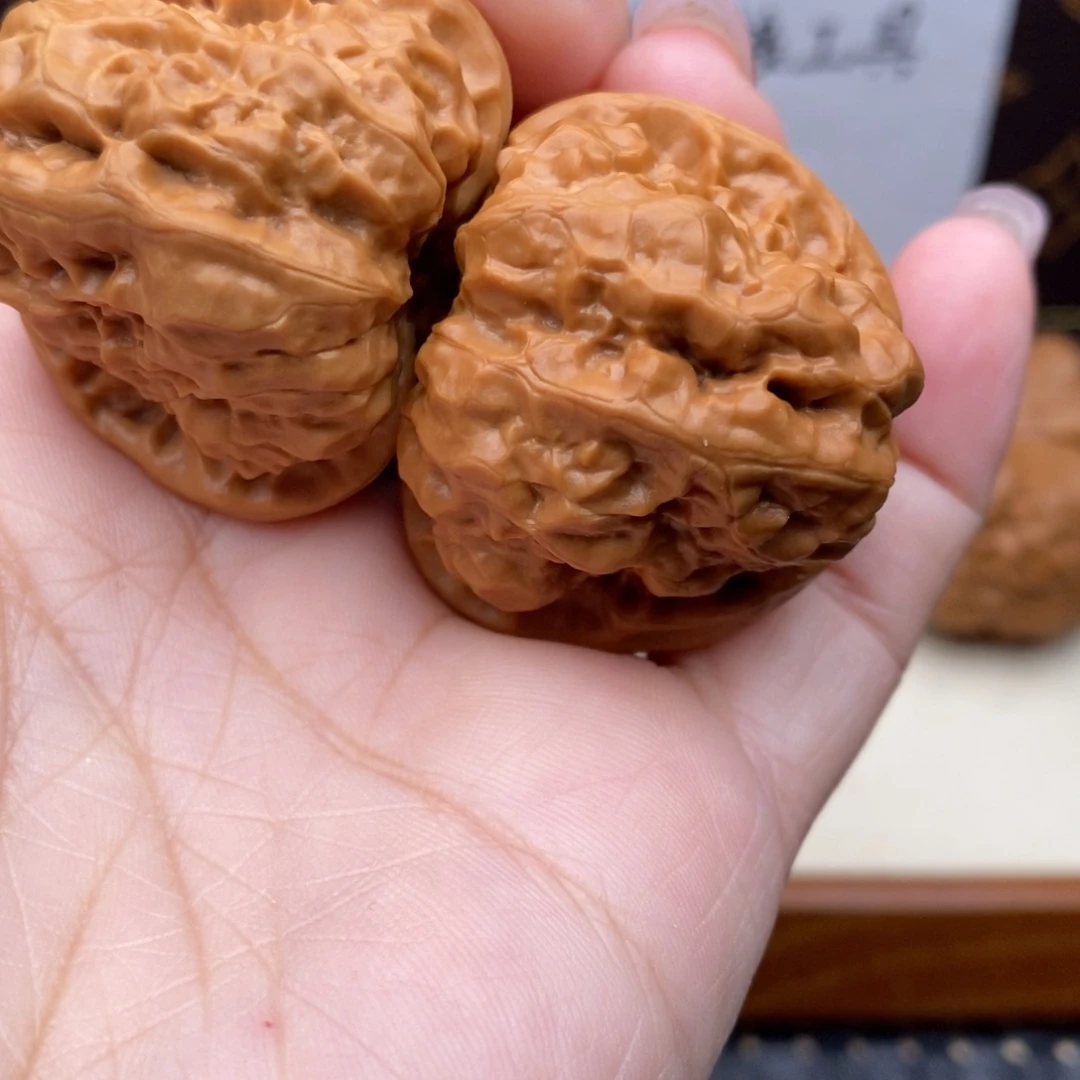 文玩核桃把件边38左右