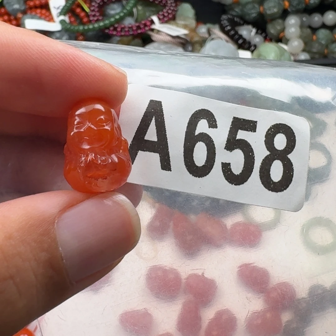 未镶嵌南红玛瑙珠宝奇石