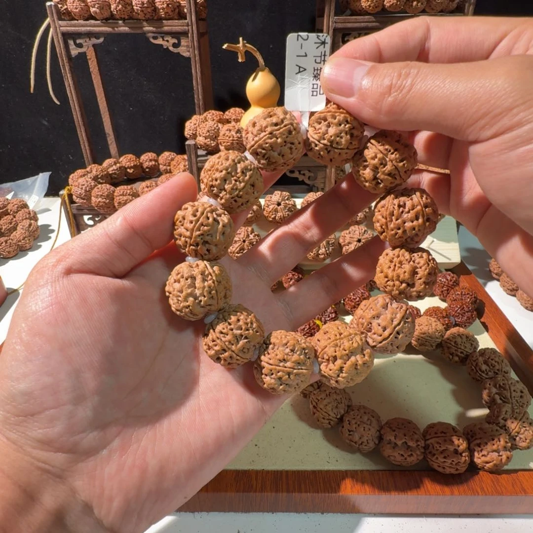 金刚菩提手串24尺寸蜂王