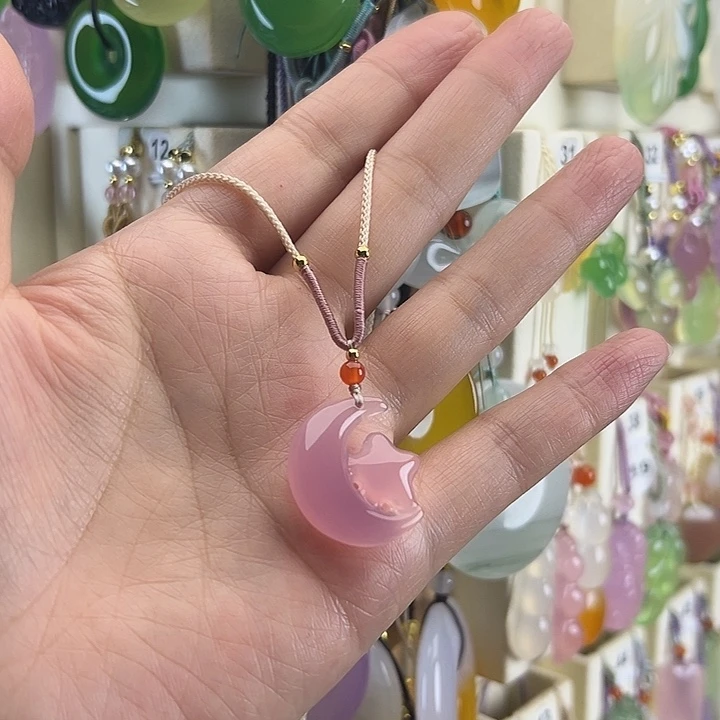 海***燕玛瑙/玉髓未镶嵌颈饰