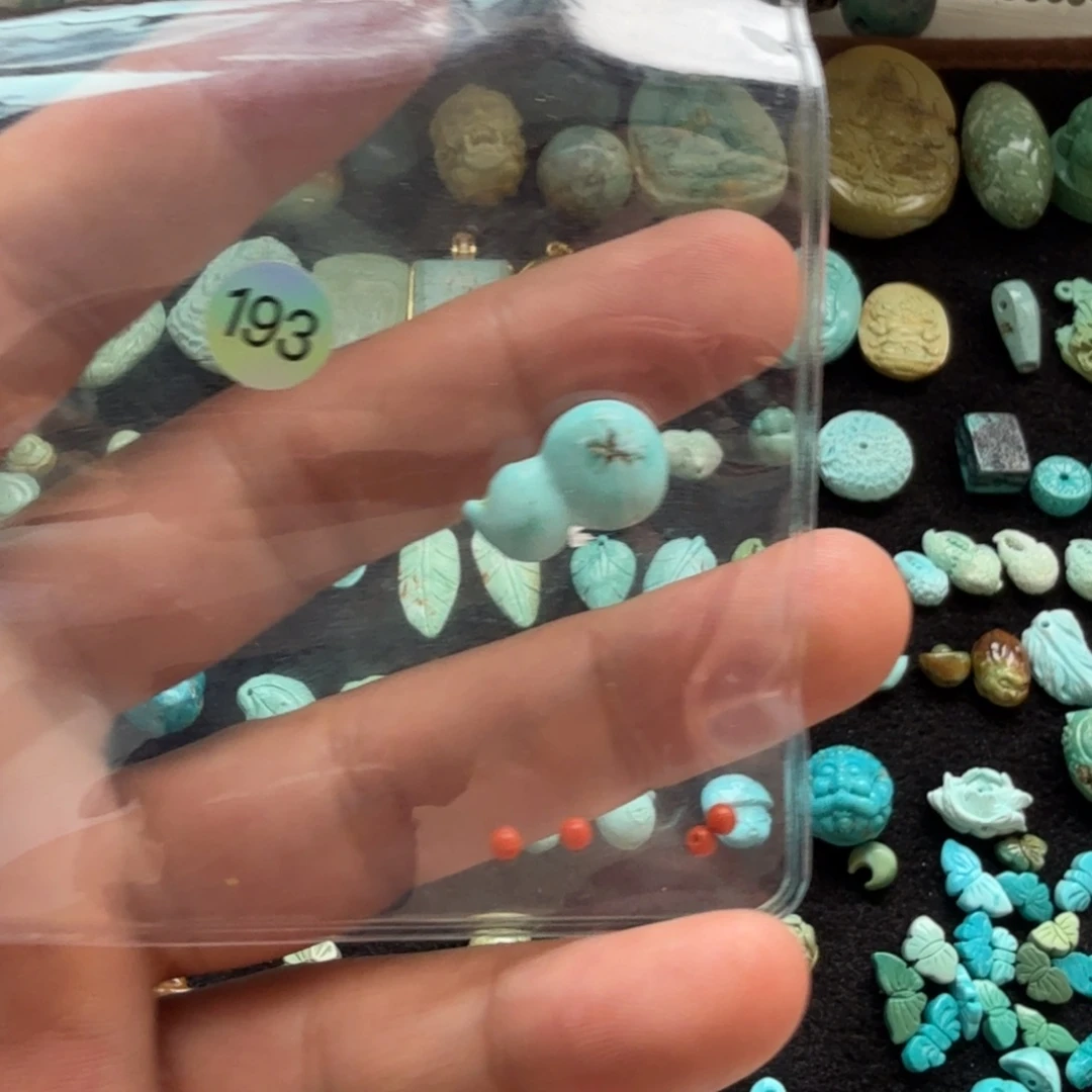 似****未镶嵌南红玛瑙珠宝奇石