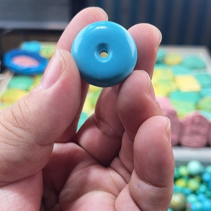 未镶嵌菱锰矿珠宝半成品