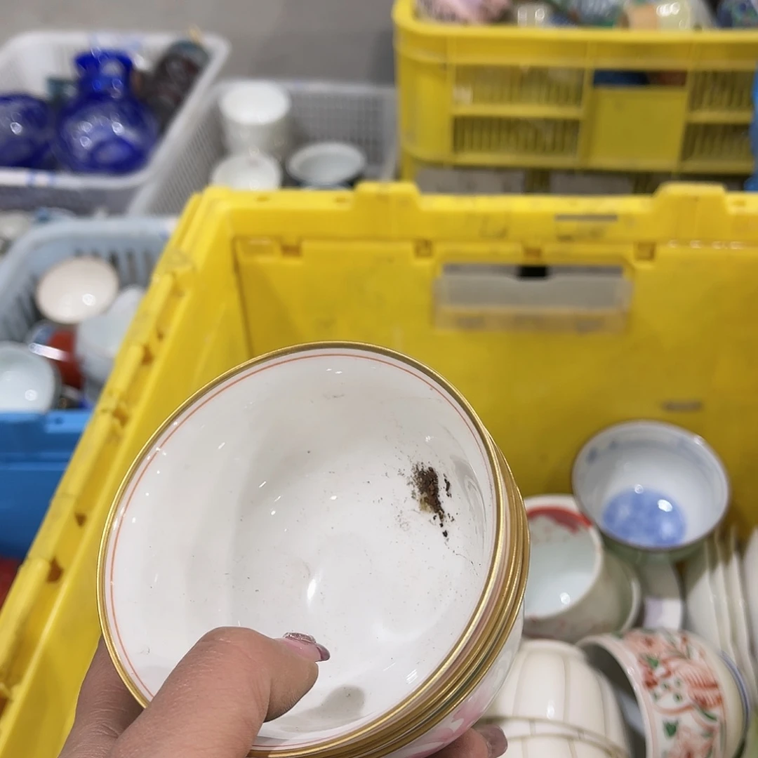 瓷片W****n你好自以为是是真的贱