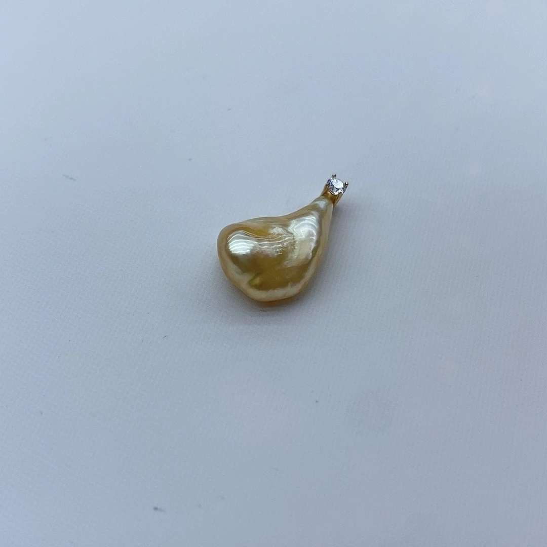 海水珍珠颈饰18K金镶嵌