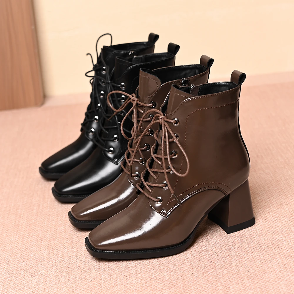 交叉绑带时尚欧美风秋冬中跟马丁靴百搭高跟系带女士方头粗跟跟鞋