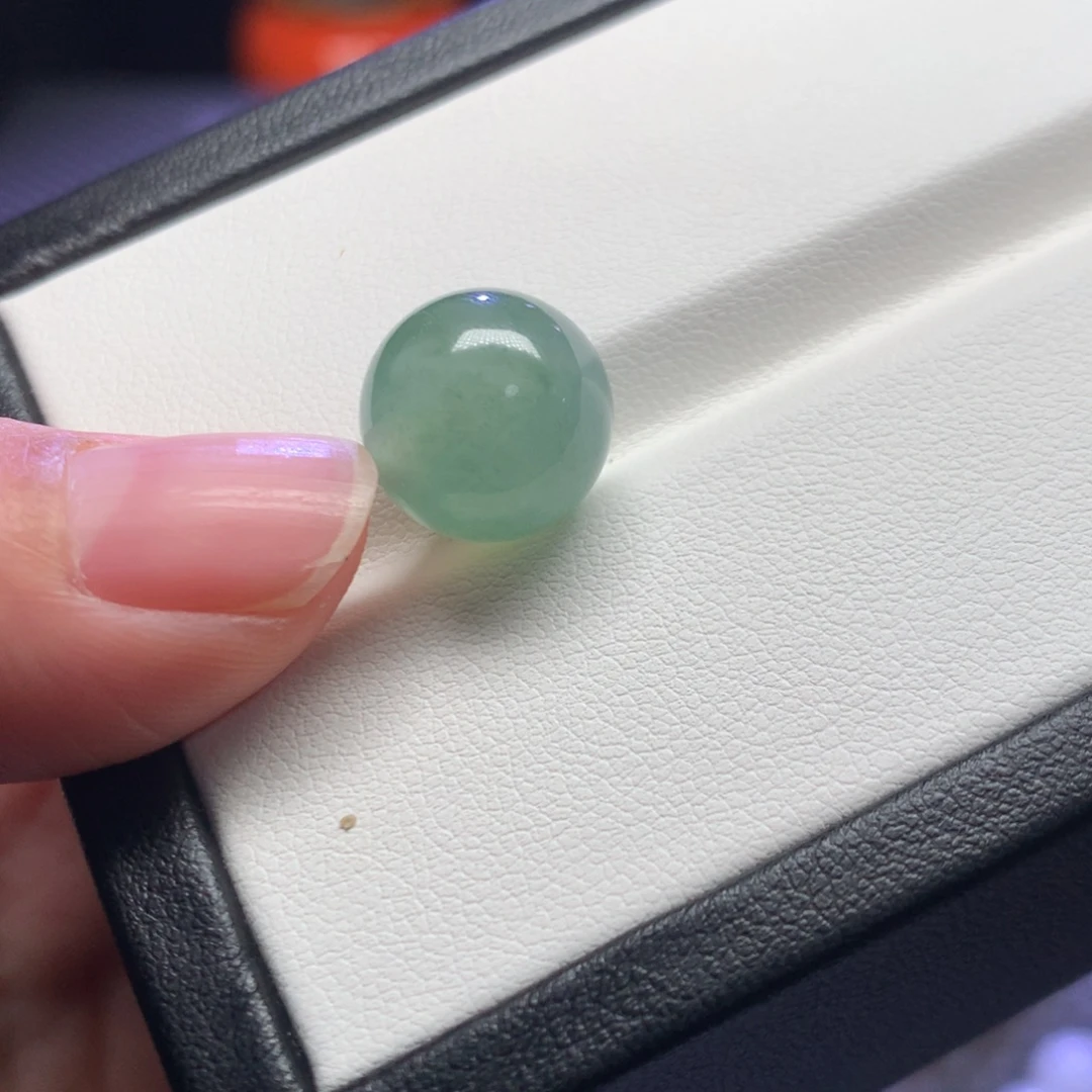 翡翠未镶嵌手串13mm有包容