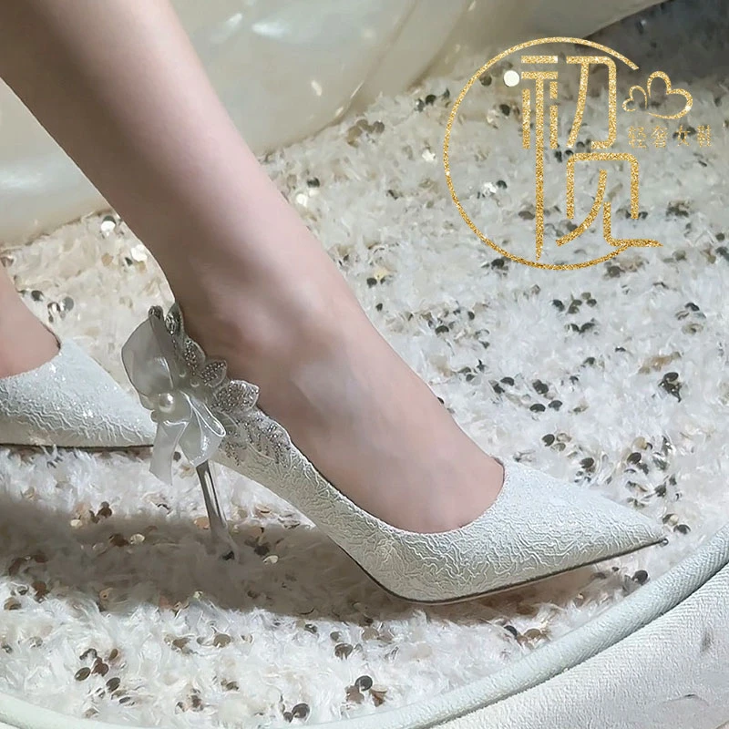 花朵高跟鞋2025新款日常百搭不累脚主纱新娘鞋法式细跟宴会礼服鞋