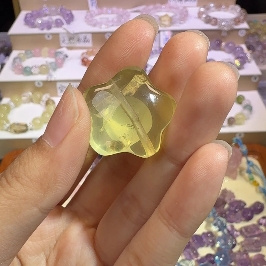 水晶手串未镶嵌黄水晶