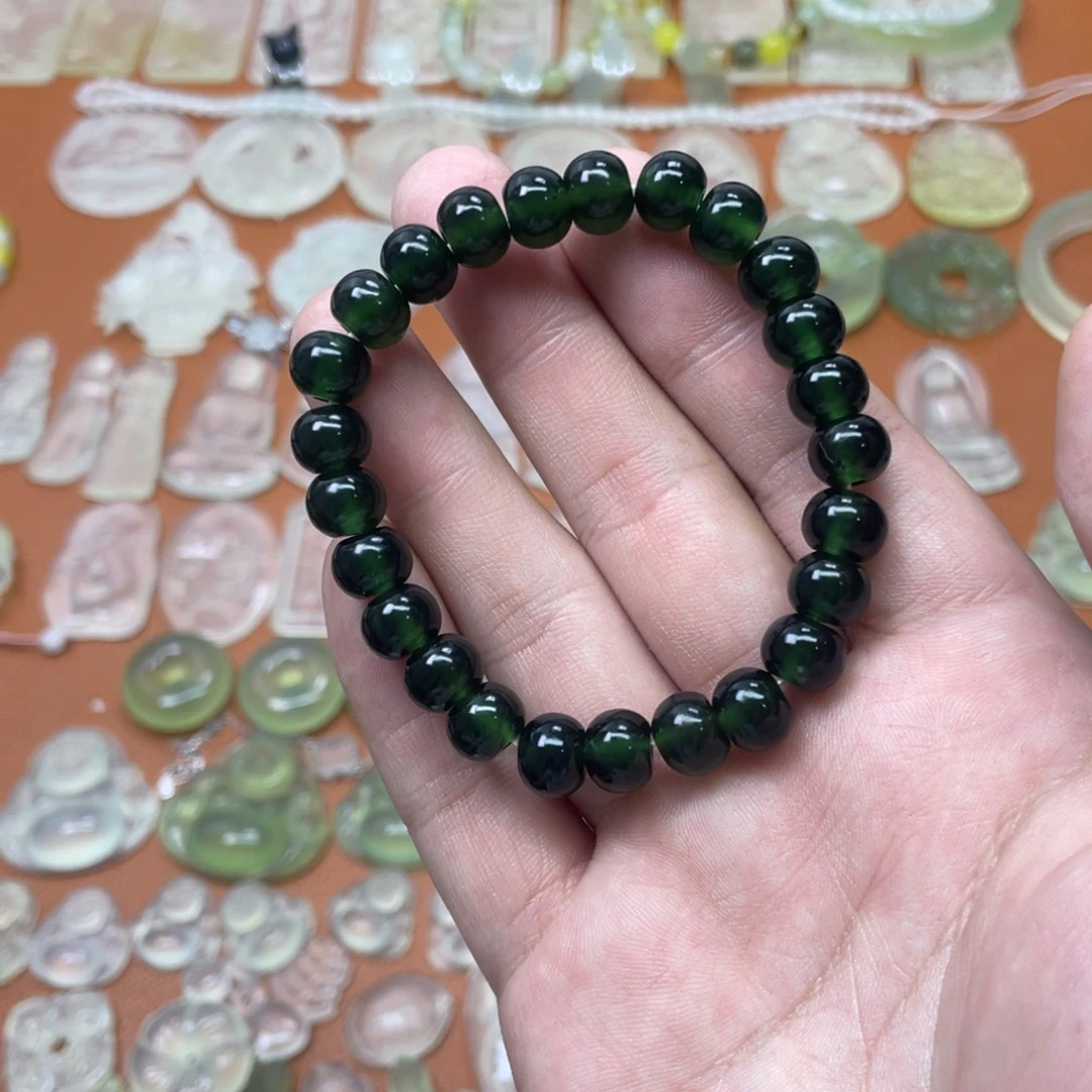 岫玉未镶嵌打孔下面 不退