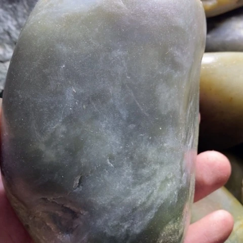 未镶嵌和田玉（糖玉）挂件