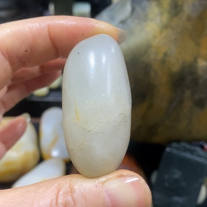 未镶嵌和田玉（糖玉）挂件