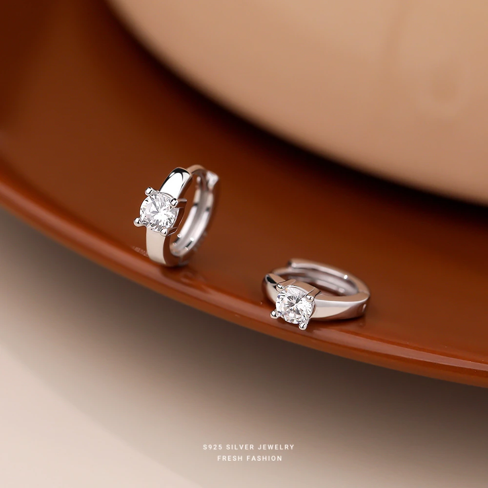 925银耳饰 s925纯银简约四爪锆石耳环女小众设计感精致耳圈百搭
