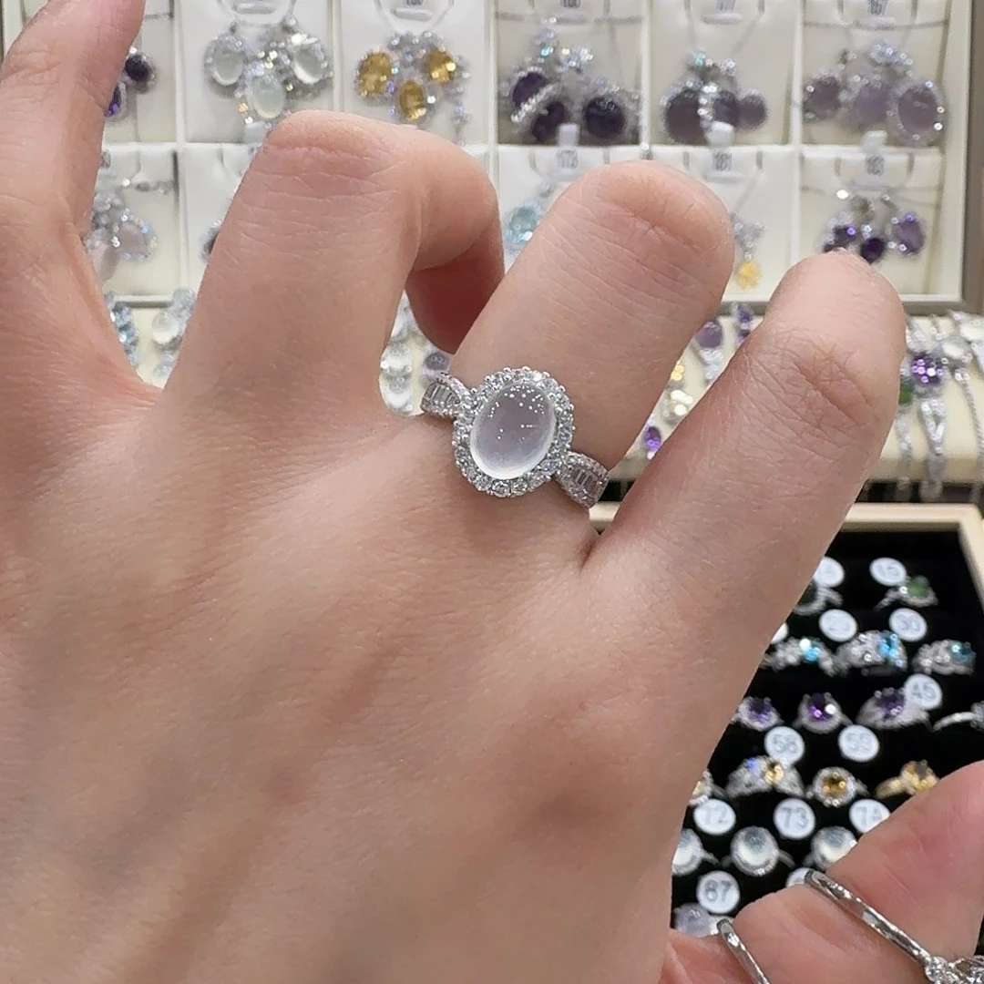 阿***子蛇纹石玉银S925镶嵌戒指