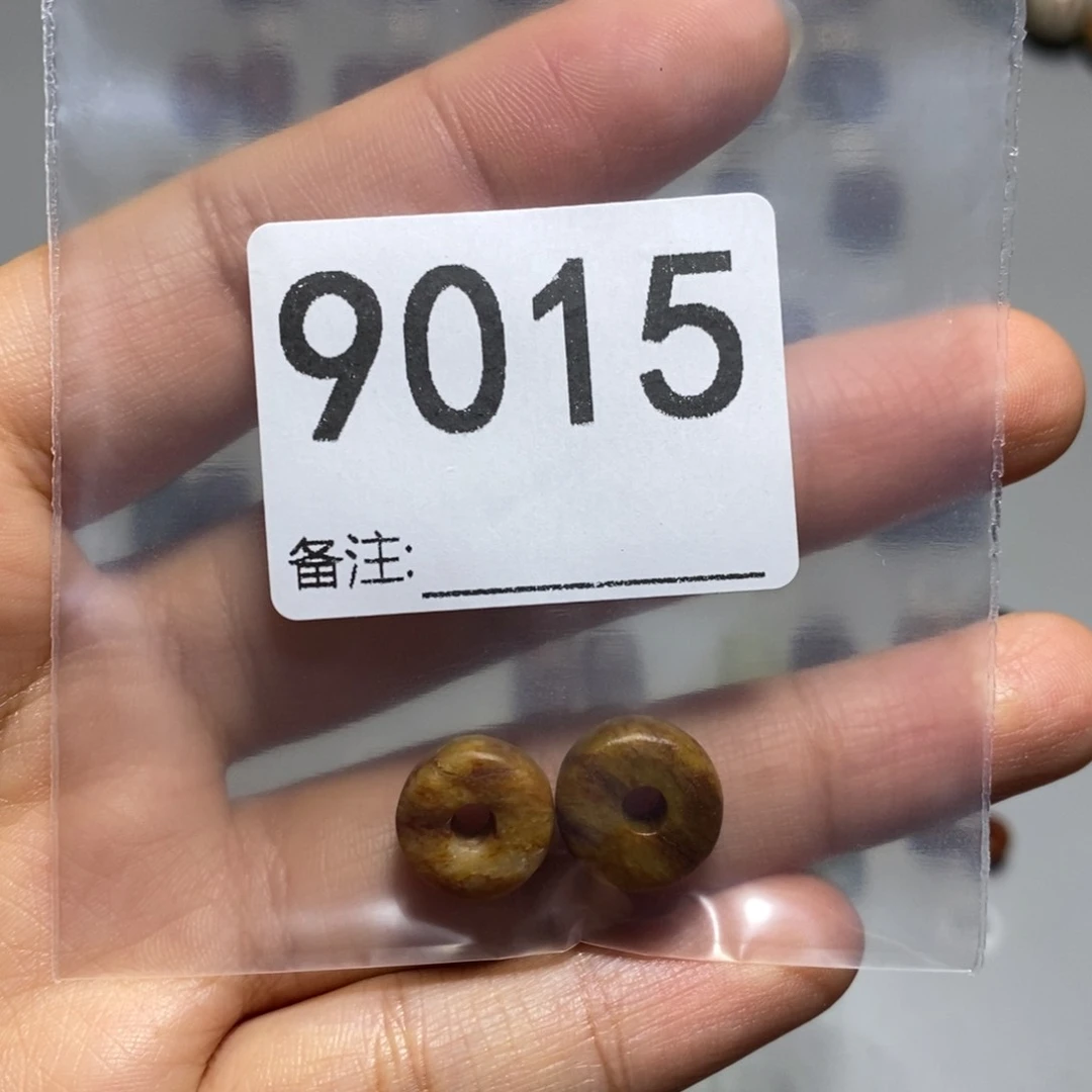 颈饰未镶嵌透闪石质玉?****?