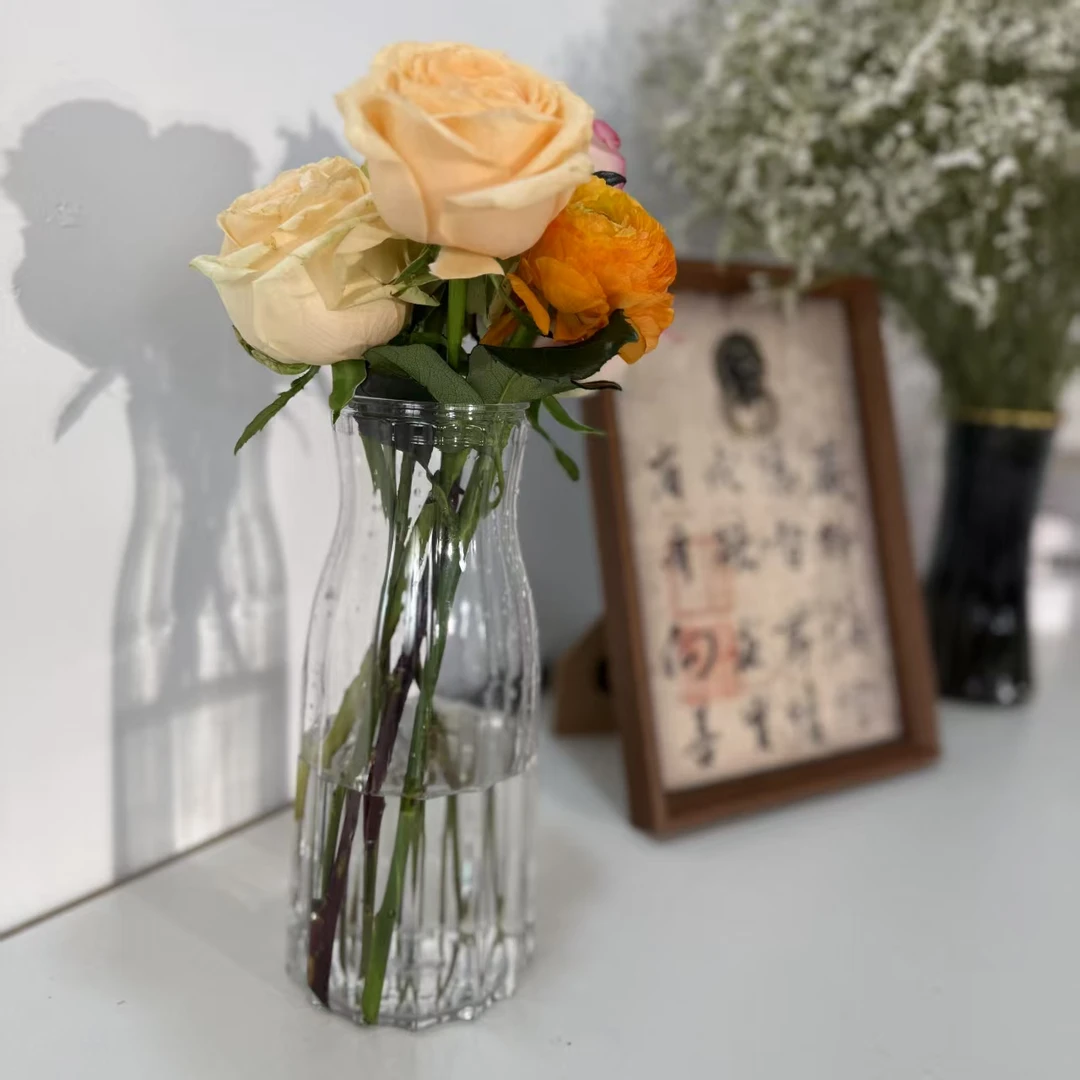 PVC材质高透明经典花瓶丨高25CM、瓶口7.3cm