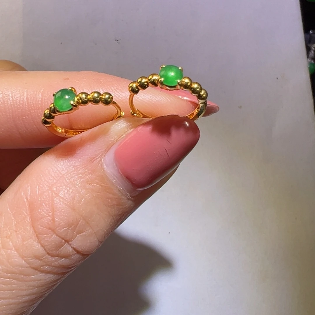 翡翠颈饰18K金镶嵌耳包