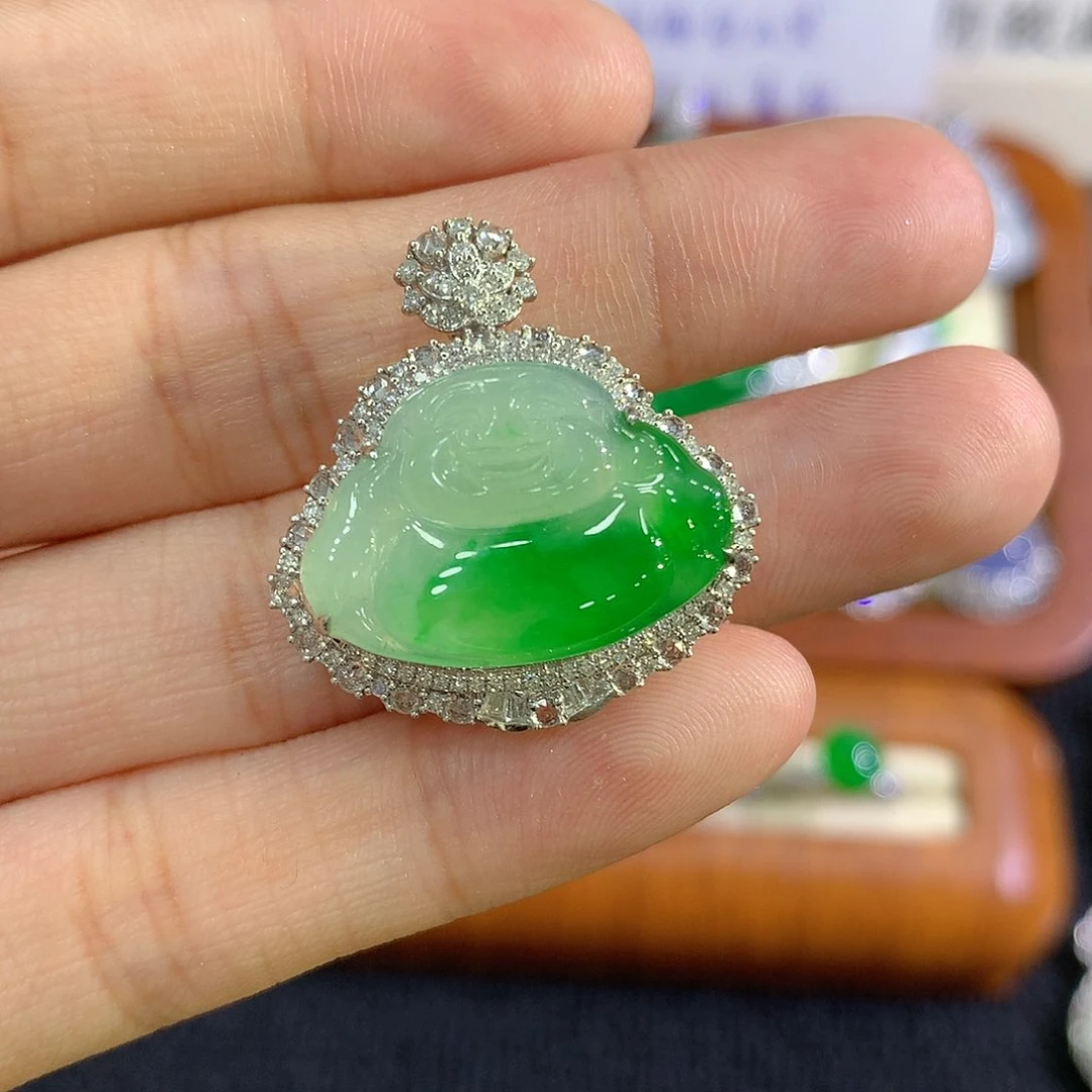 【闪购商品】吊坠(不含链)18K金镶嵌翡翠佛公