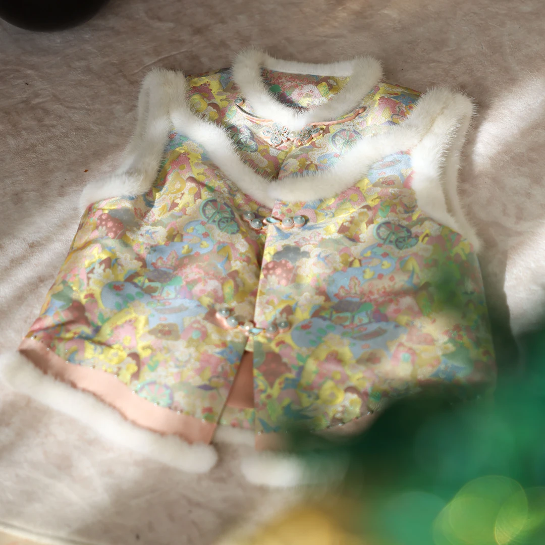 【锦说欢喜】'桃源鹅绒'李德喜非遗宋锦新中式高定鹅绒马甲