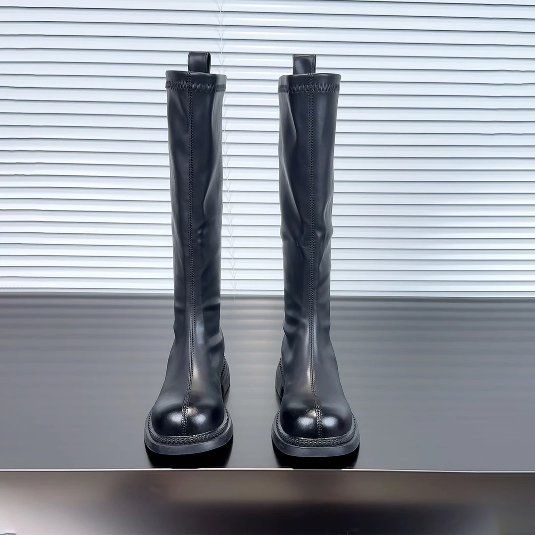 平底长靴英伦风女不过膝高筒靴子爆款秋冬季2025新款瘦瘦靴马丁靴