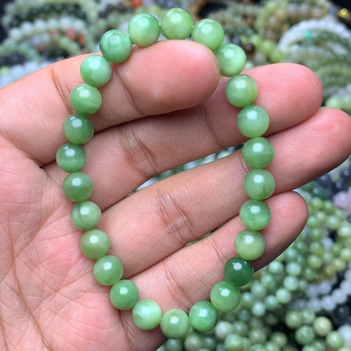 璐***儿和田玉未镶嵌手串黑羊洞