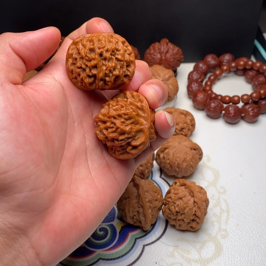 唐***e文玩核桃把件秦闷