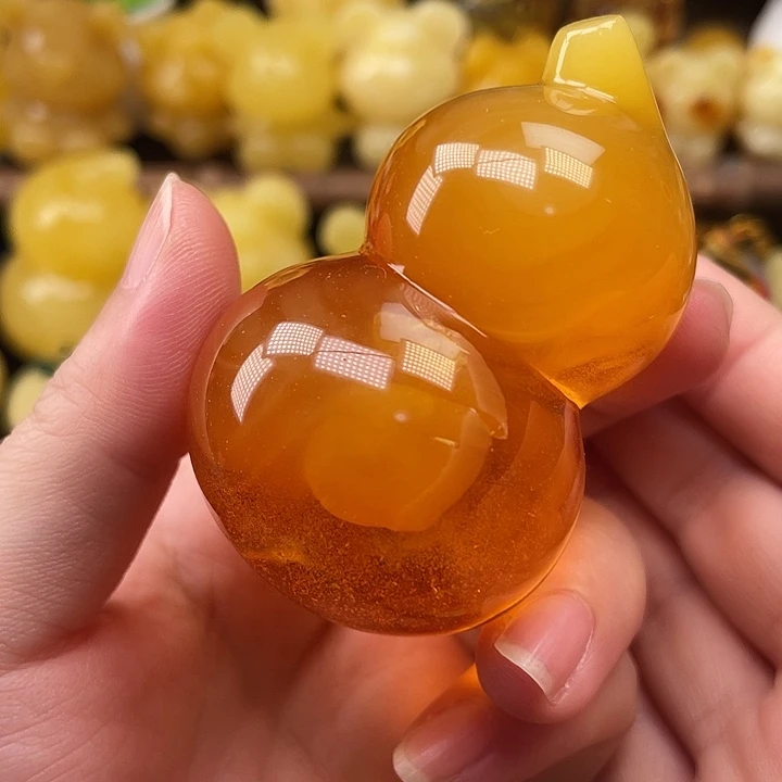 琥珀未镶嵌珠宝奇石