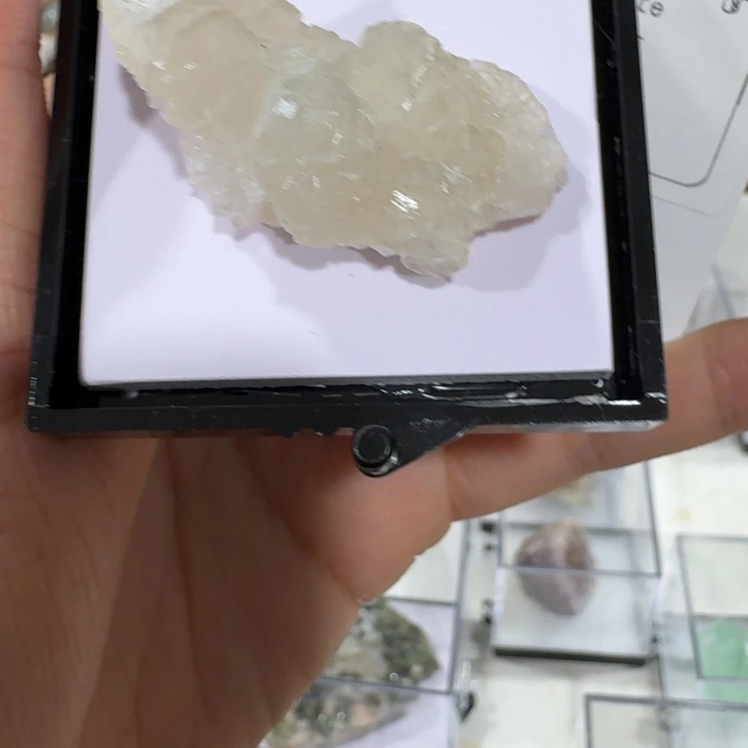 月下珠宝严选矿物
