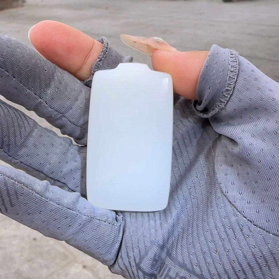 和田玉未镶嵌颈饰42