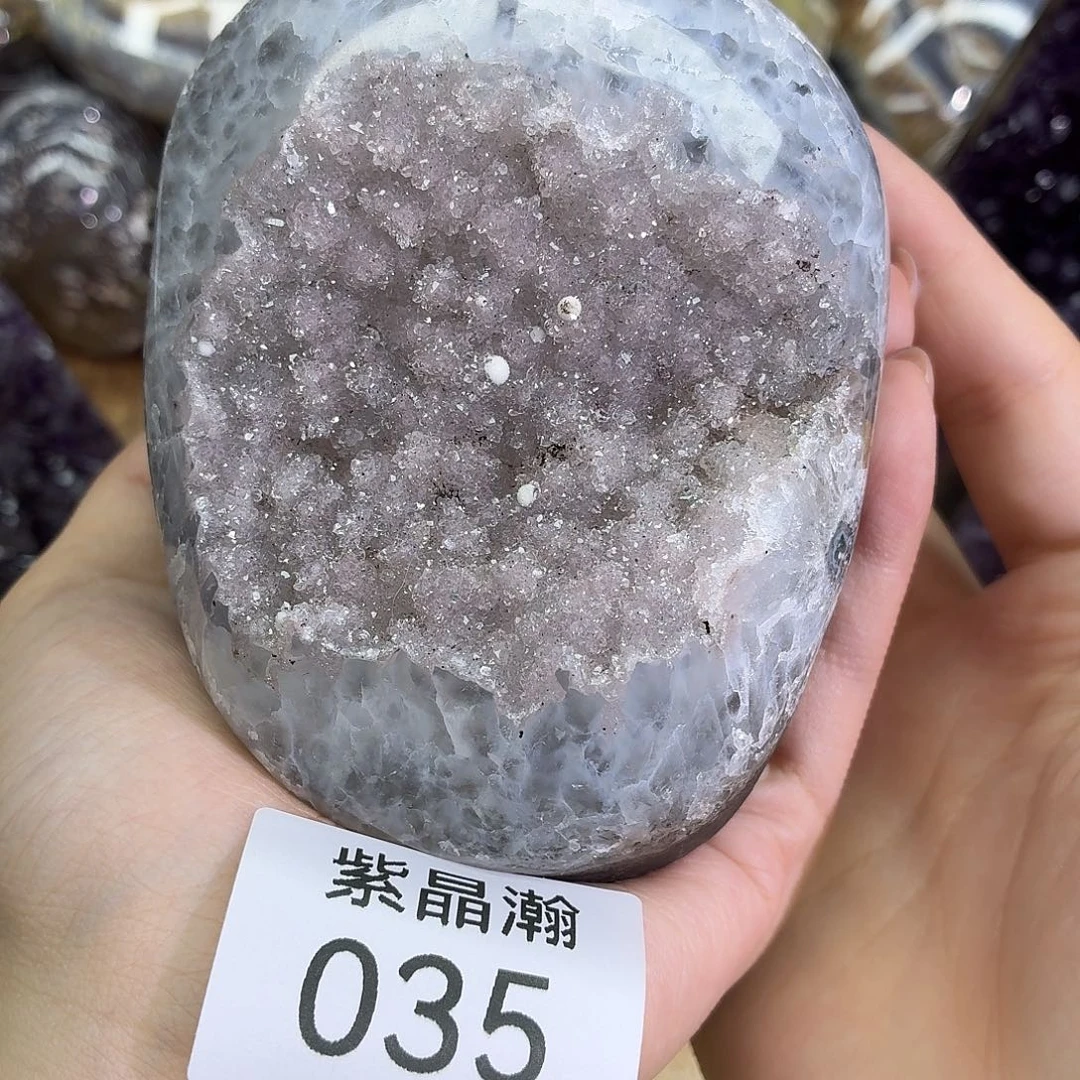 未镶嵌水晶大型摆件（非配饰）