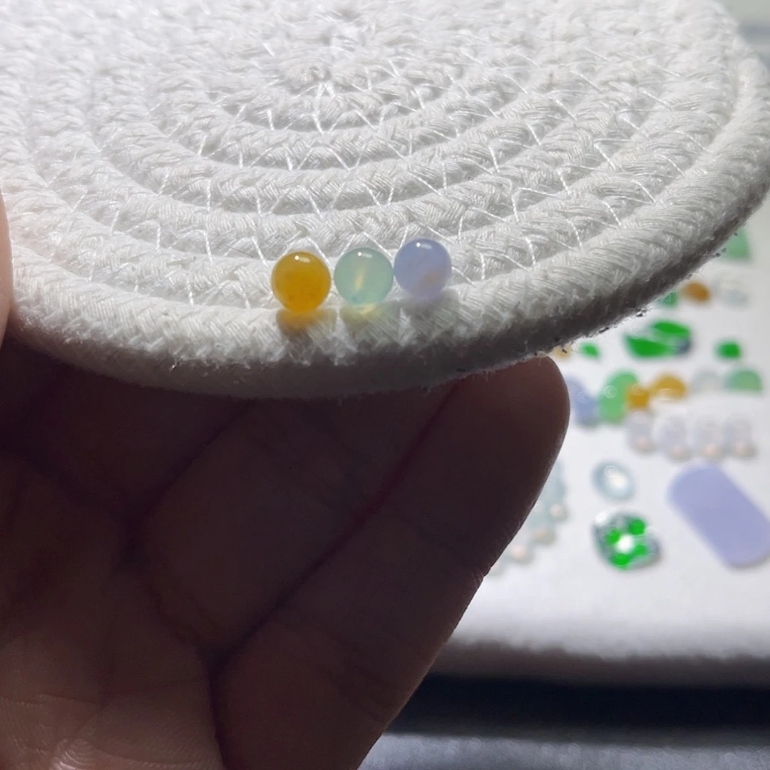 散珠翡翠裸石3颗6mm福利