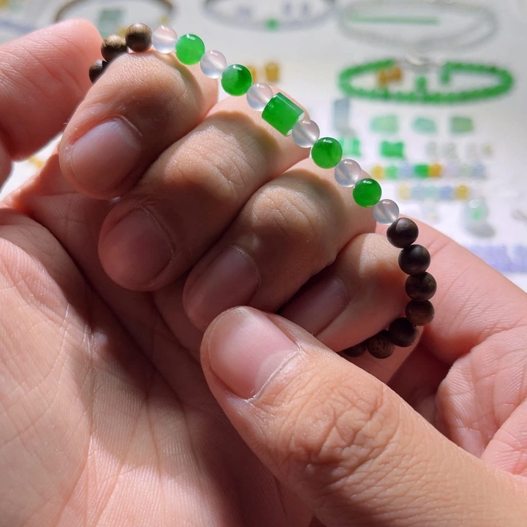 散珠翡翠裸石11颗