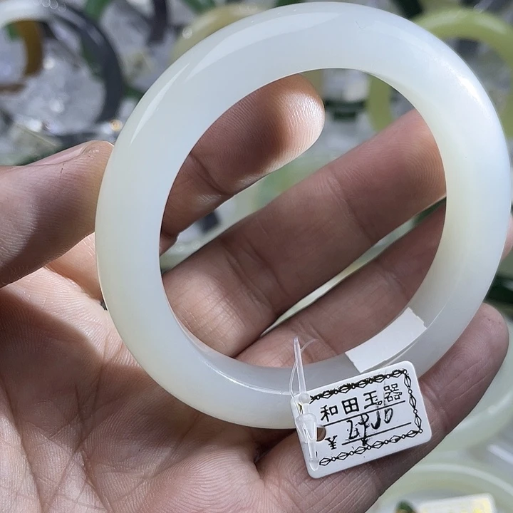 和田玉手镯未镶嵌55