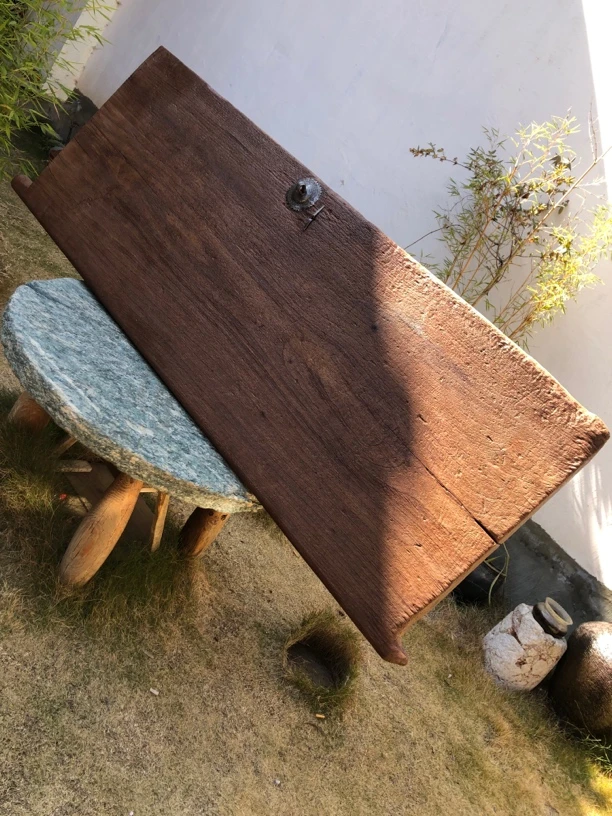 风化紫椿木老门板