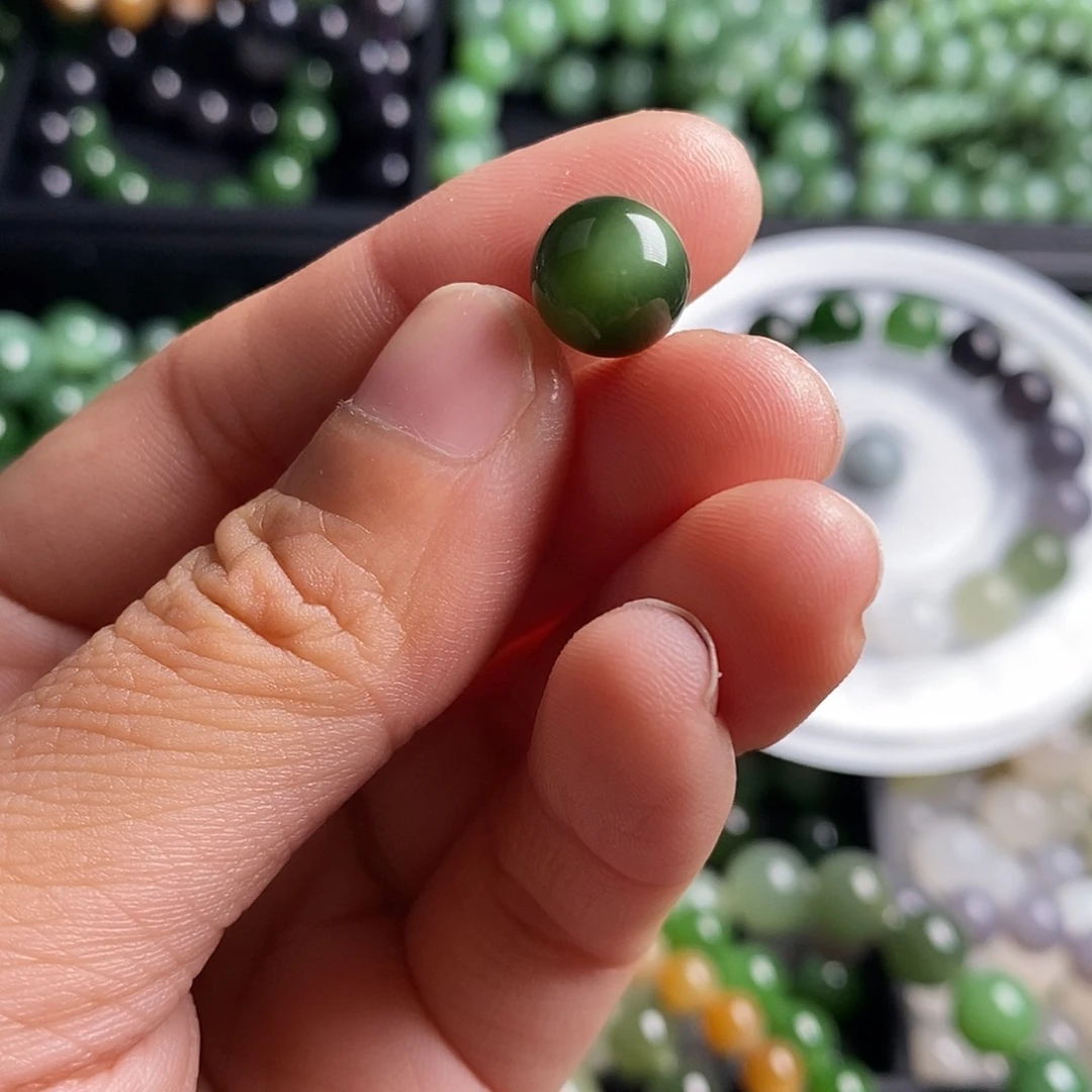 和田玉（碧玉）未镶嵌珠宝半成品