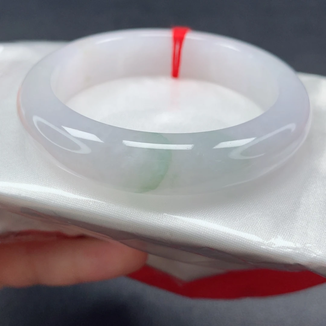 翡翠手镯未镶嵌，19号