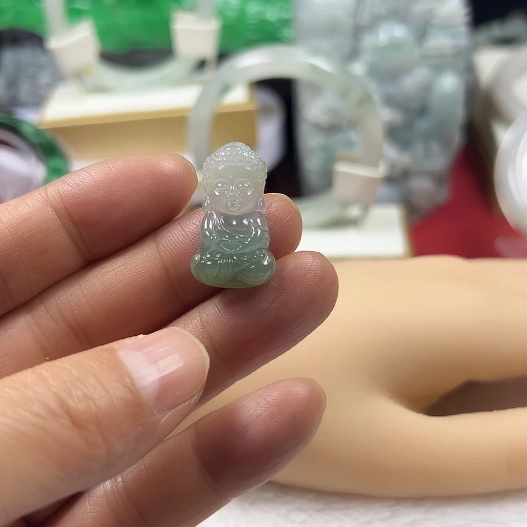 颈饰未镶嵌翡翠宝宝佛