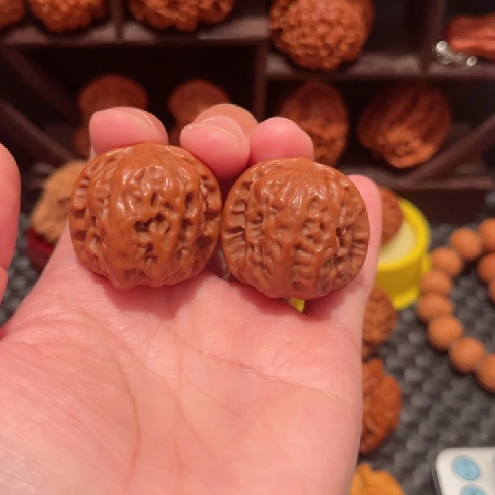 文玩核桃把件野狼33