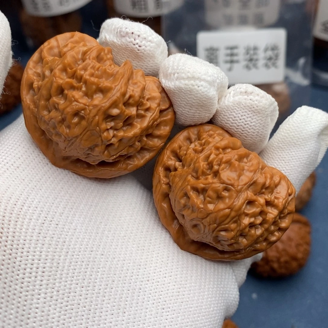 文玩核桃把件全品宫灯