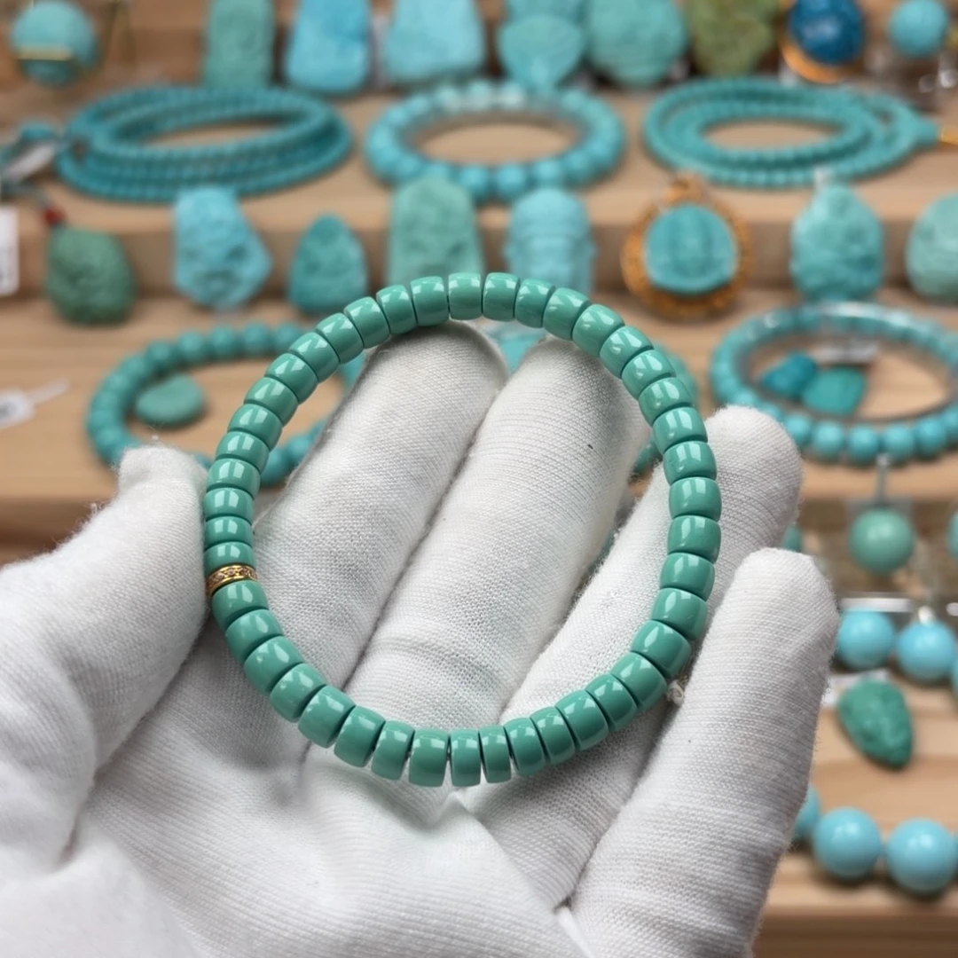 绿松石未镶嵌珠宝奇石