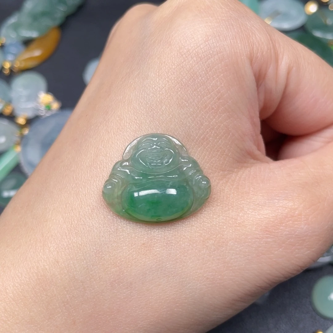 翡翠颈饰18K金镶嵌翡翠