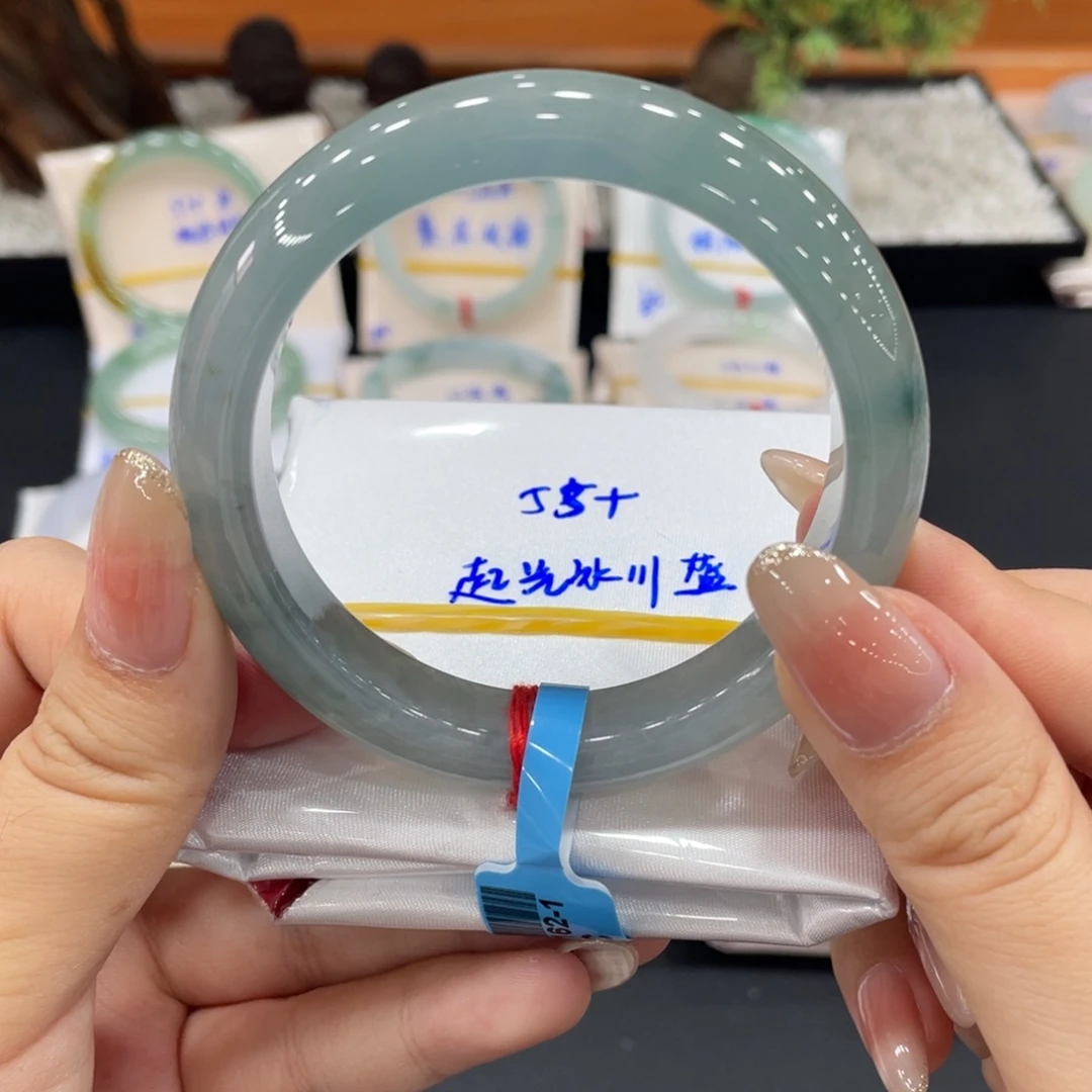 未镶嵌手镯翡翠缅甸天然翡翠手镯
