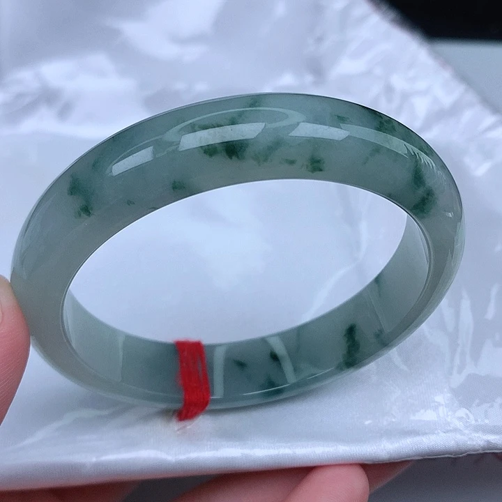 未镶嵌手镯翡翠天然