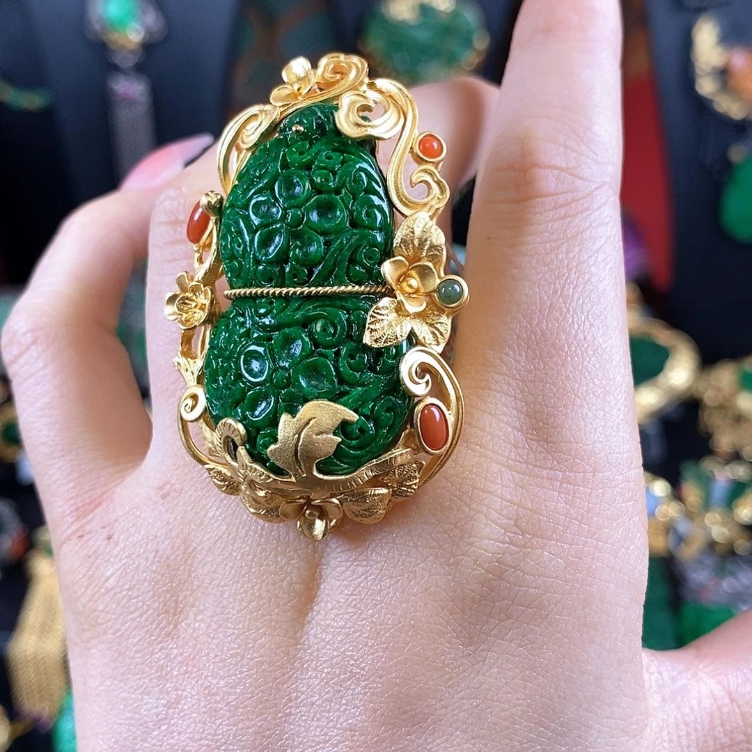 翡翠银S925镶嵌戒指戒指吊坠两用