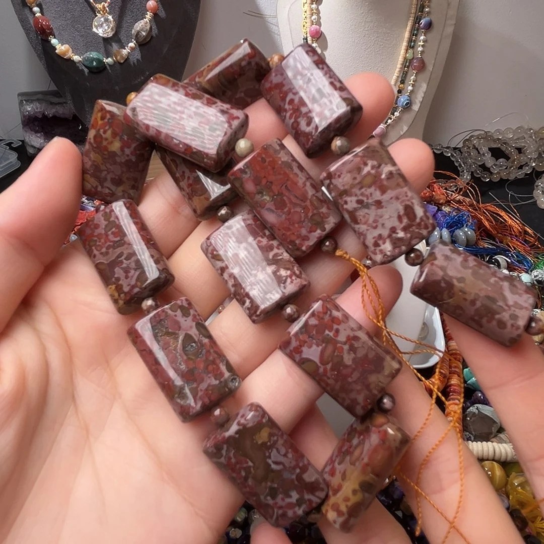 玛瑙/玉髓合金珠宝半成品N143。天然黑金豹影玛瑙切面一条