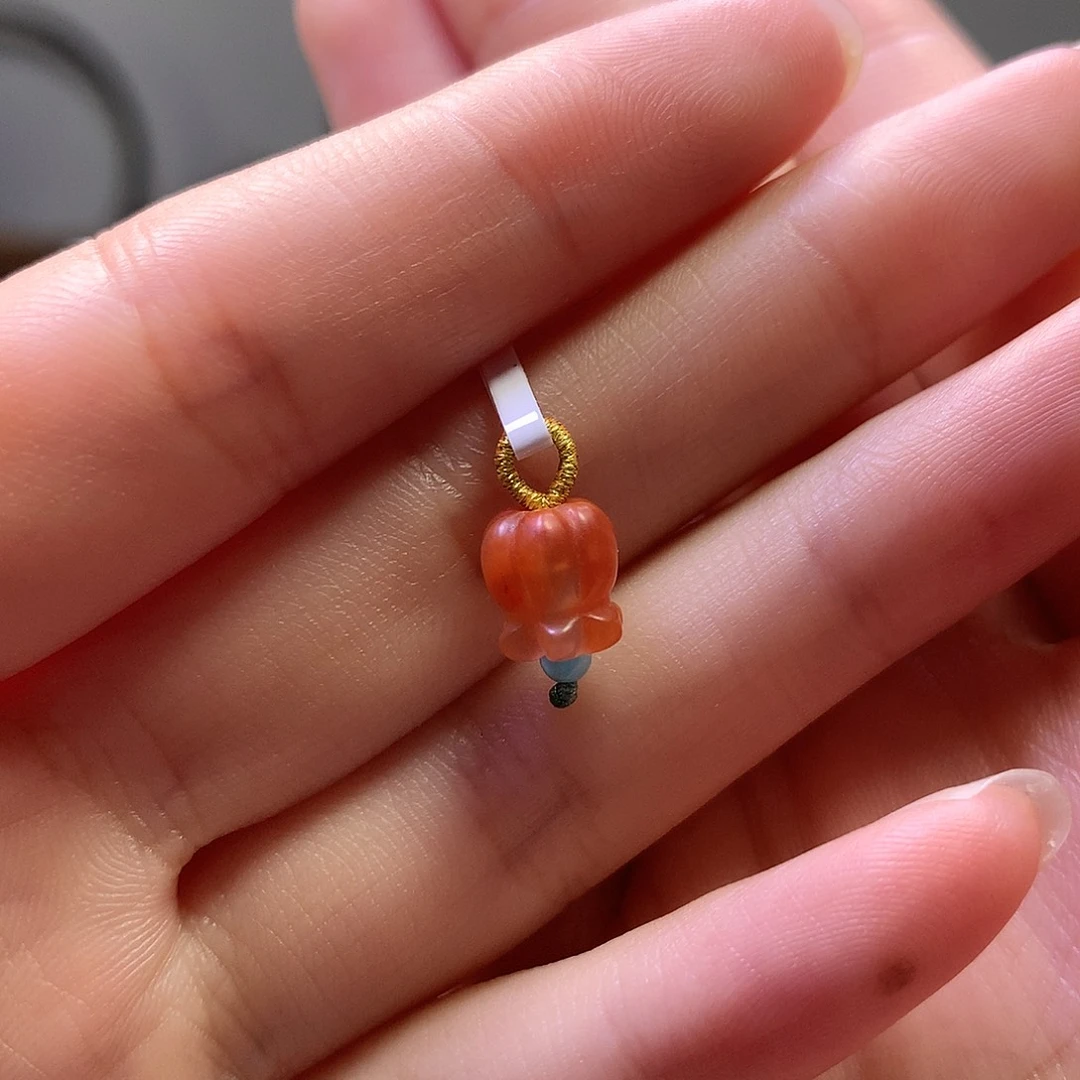南红玛瑙滴流未镶嵌
