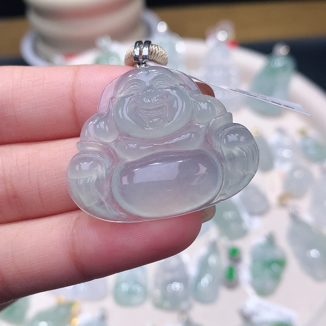 颈饰18K金镶嵌翡翠佛公