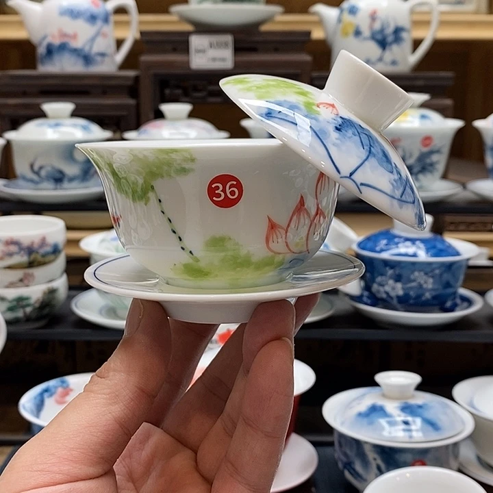 手绘微瑕荷花盖碗