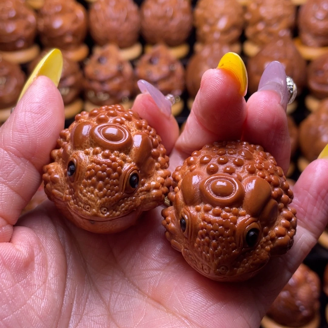 夏***~橄榄核把件巴西大橄榄